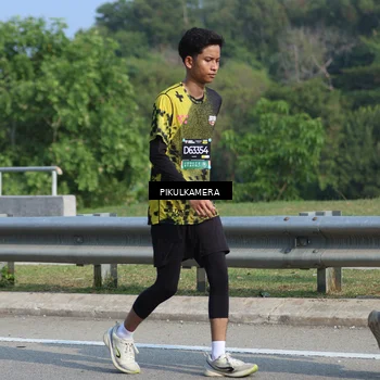 Runner Photo 6368399