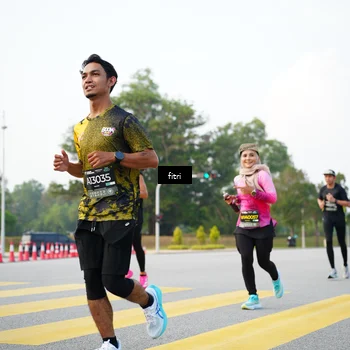 Runner Photo 6368437