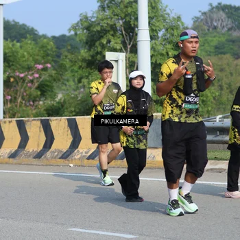 Runner Photo 6368455