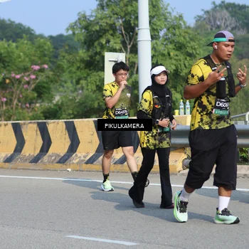 Runner Photo 6368459