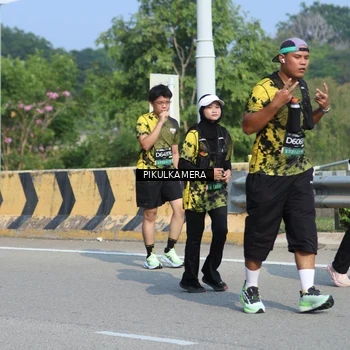Runner Photo 6368484