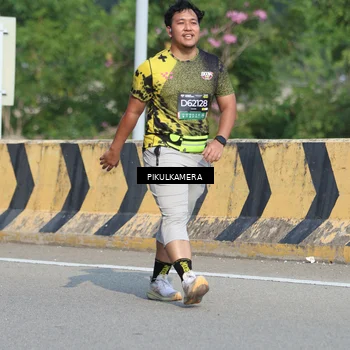 Runner Photo 6368501