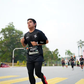 Runner Photo 6368554
