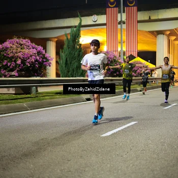 Runner Photo 6368573