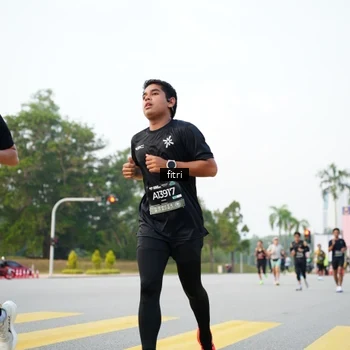 Runner Photo 6368591