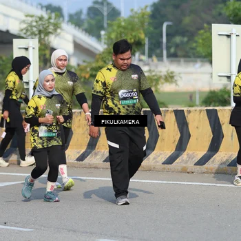 Runner Photo 6368601