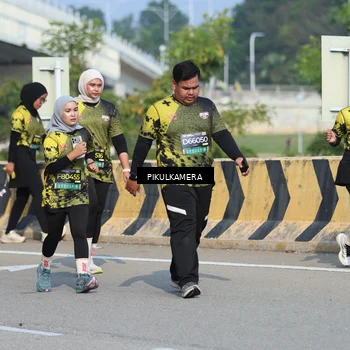 Runner Photo 6368615