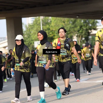 Runner Photo 6368653