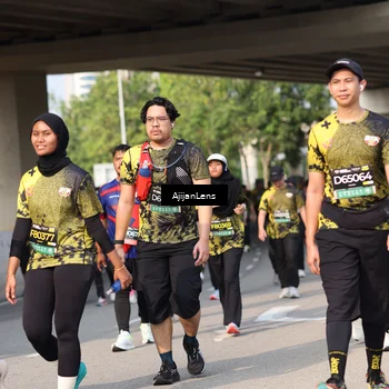 Runner Photo 6368675