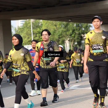 Runner Photo 6368679