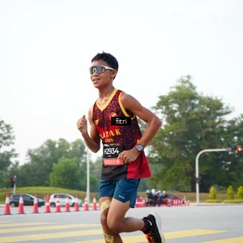 Runner Photo 6368725