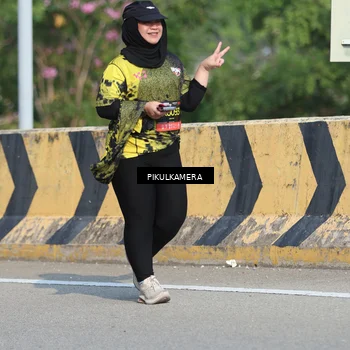 Runner Photo 6368734