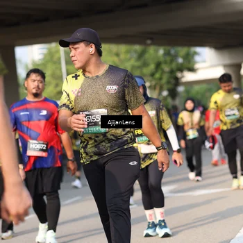 Runner Photo 6368749