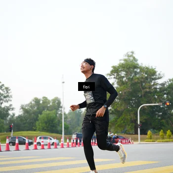 Runner Photo 6368763