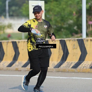Runner Photo 6368764