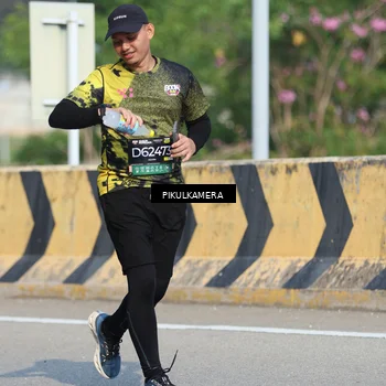 Runner Photo 6368776