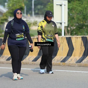 Runner Photo 6368801