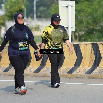 Runner Photo 6368812