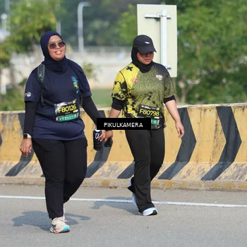 Runner Photo 6368818