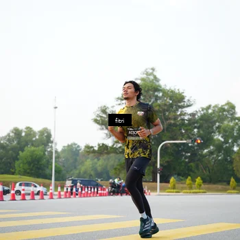 Runner Photo 6368831