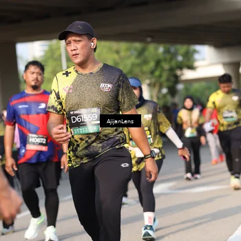 Runner Photo 6368867
