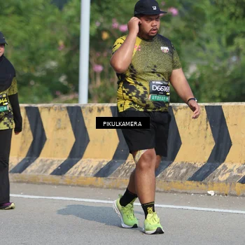 Runner Photo 6368890