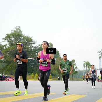 Runner Photo 6368910