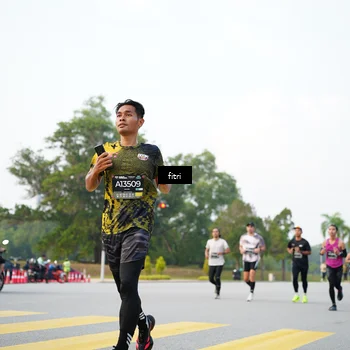 Runner Photo 6368915