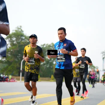 Runner Photo 6368935