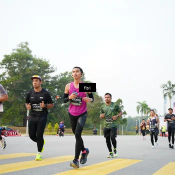 Runner Photo 6368940