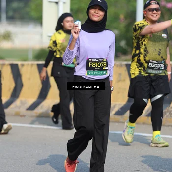 Runner Photo 6368980