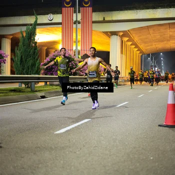 Runner Photo 6369082
