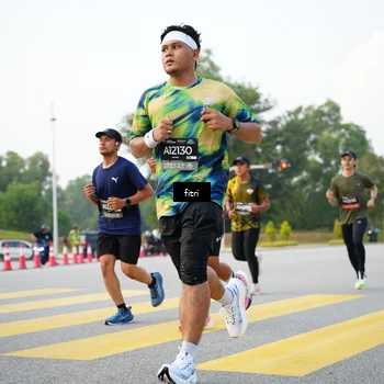 Runner Photo 6369093