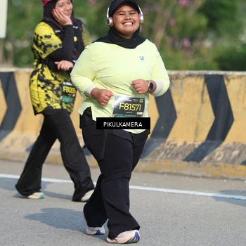 Runner Photo 6369100