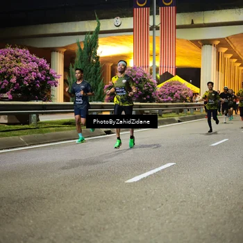 Runner Photo 6369125