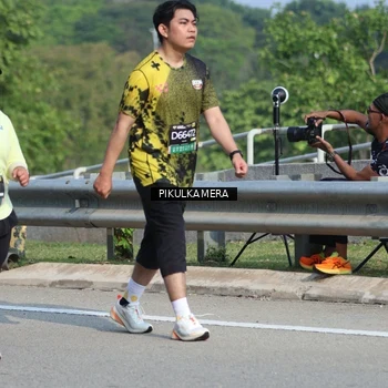Runner Photo 6369162