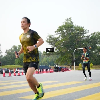 Runner Photo 6369178