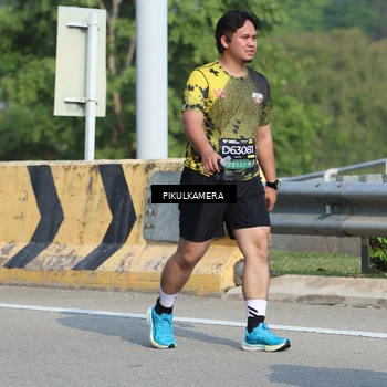 Runner Photo 6369278