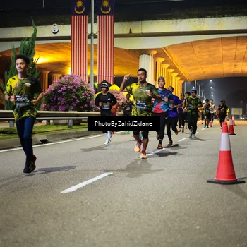 Runner Photo 6369300