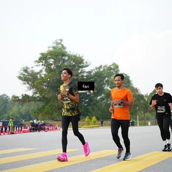 Runner Photo 6369305