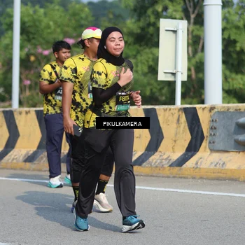 Runner Photo 6369316