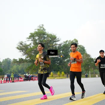 Runner Photo 6369324