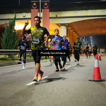Runner Photo 6369340