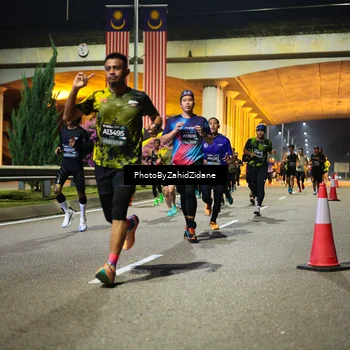 Runner Photo 6369378