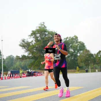 Runner Photo 6369388