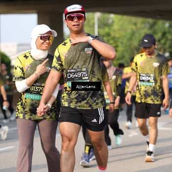 Runner Photo 6369400