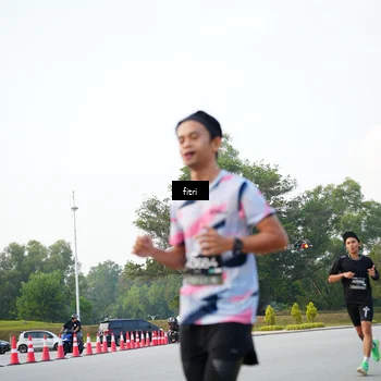 Runner Photo 6369419