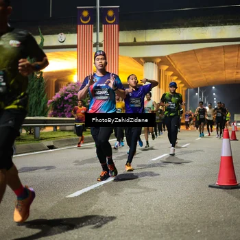 Runner Photo 6369427