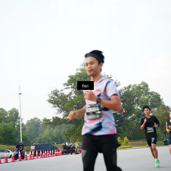 Runner Photo 6369448