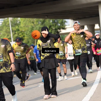 Runner Photo 6369557